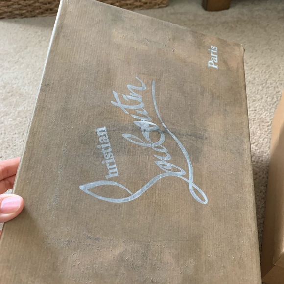 Sold-Christian Louboutin shoes - Picture 9 of 9